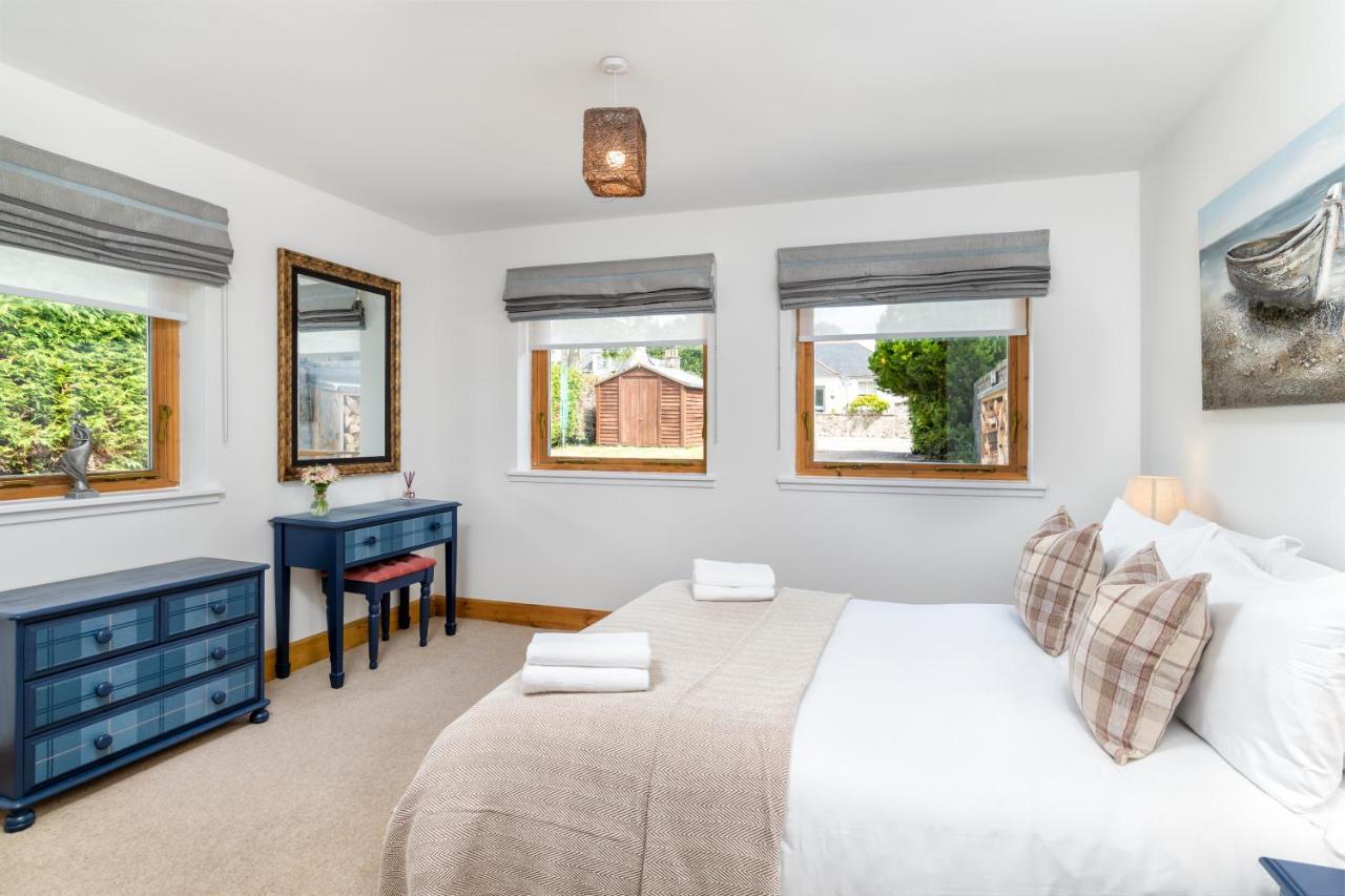 Dormie Cottage, Lovely Bright And Spacious Bungalow With Wood Fire バラター エクステリア 写真