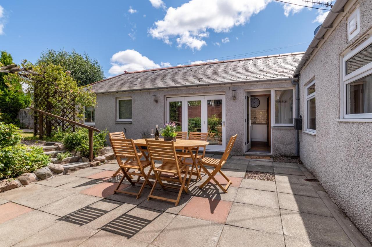 Dormie Cottage, Lovely Bright And Spacious Bungalow With Wood Fire バラター エクステリア 写真