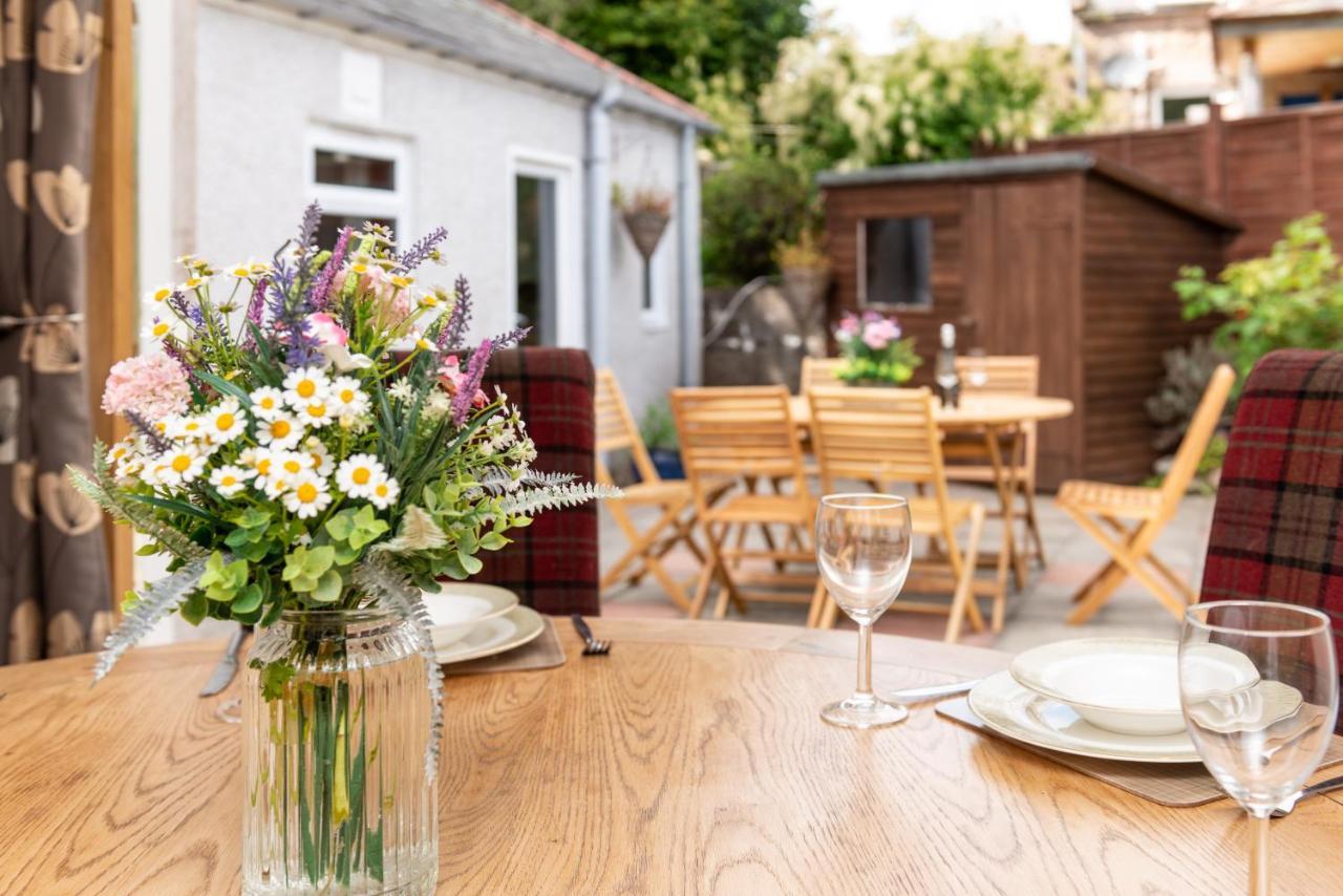 Dormie Cottage, Lovely Bright And Spacious Bungalow With Wood Fire バラター エクステリア 写真